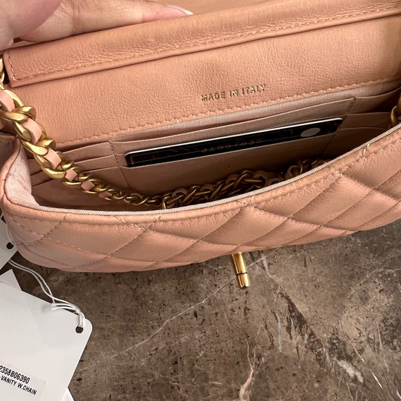 CHANEL Calfskin Quilted Coco Mail Clutch With Chain Light Pink ❌SOLD❌ - Picture 3 of 8